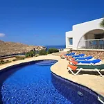 Villa Casa Blanca Carbo By Sealand Villas